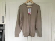 Glenbrae Men's V-Neck Spirol