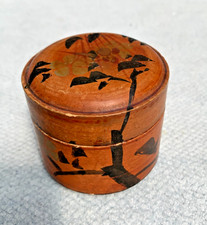 Vintage  Chinese Oriental Papier-Mache Lacquer Trinket Box,  Hand Painted