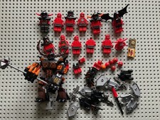 LEGO Minifigures Bundle Nexo