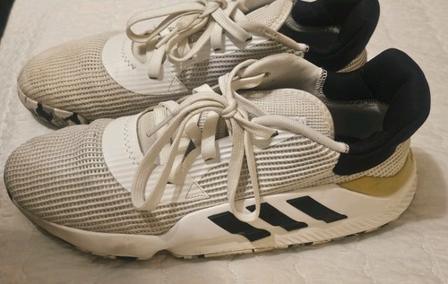 Adidas bounce white size 10 - white,