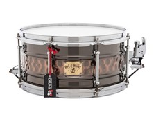 RAW (Rock & Whiskey) 13" x