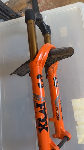 Fox factory 29er forks - 38,