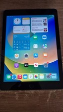 Apple iPad 5 (5th Gen) - 32GB, Wi-Fi And 4g unlocked 9.7in - Space Grey 