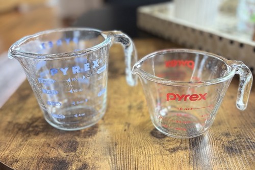 Two vintage pyrex measuring - two,
