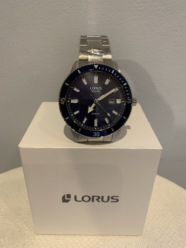 Lorus solar mens watch - solar,
