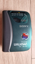  Vintage Sony WM-FX121 Stereo FM/AM Walkman AVLS Green Ex condition working 