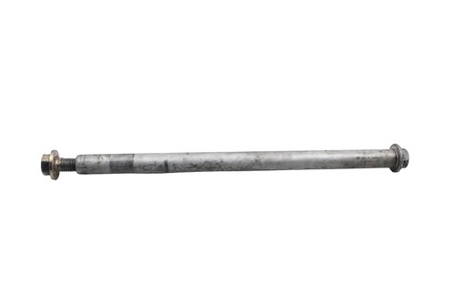 Swingarm axle front axle bolt