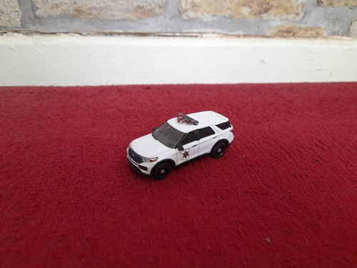 Greenlight police highway - 1/64,