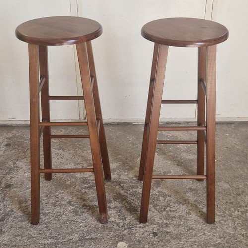 Set dark walnut wooden - of, 2