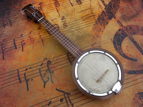 Vintage ukulele banjo hard - ukulele,