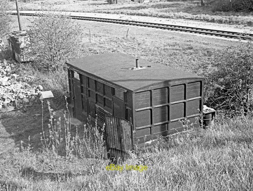 Photo 6x4 broad gauge horsebox - gauge,
