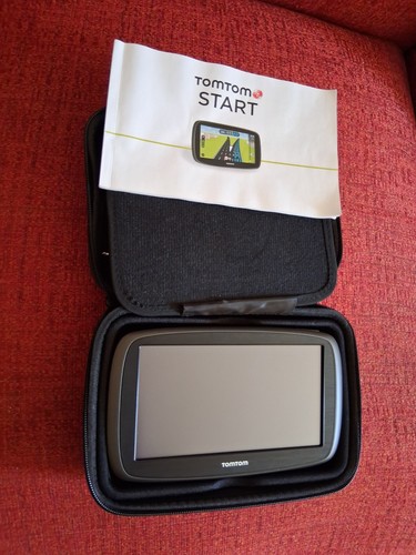 Tom start - ,