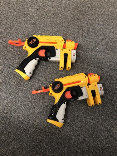Nerf strike nite - 2x,