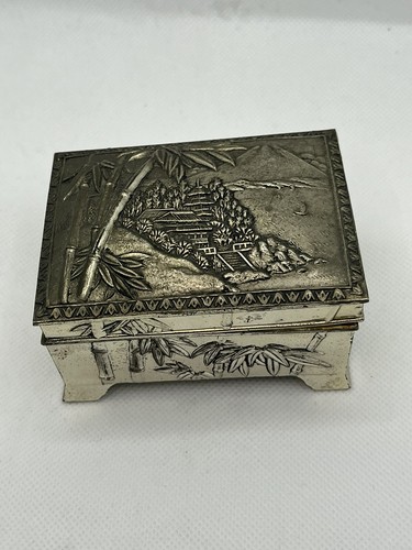 Antique metal japanese - metal,