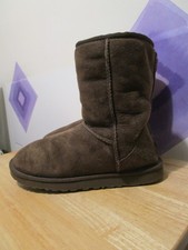 UGG Australia UK 6 EU 39 US 8 BROWN Suede Boots