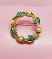 Vintage gold plated round