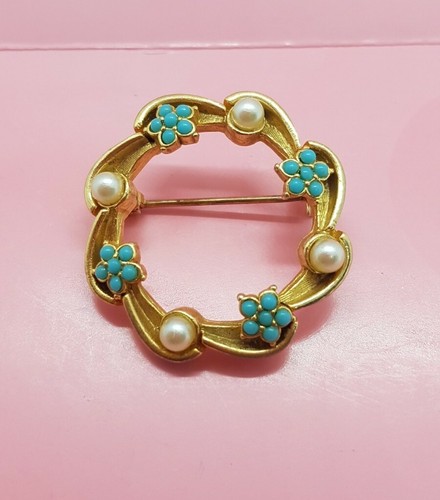 Vintage gold plated round