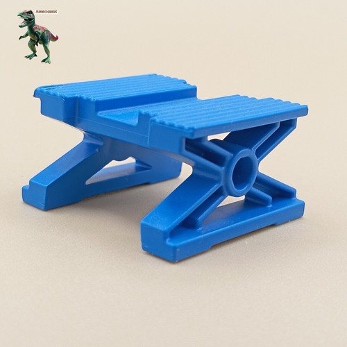 Playmobil-cat-workshop-stool-l