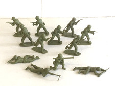 12 x AIRFIX. 1970's WWII U.S