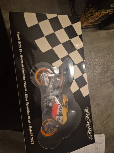 Minichamps honda rc211v - minichamps,