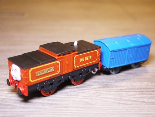 Loose trackmaster thomas tank - thomas,