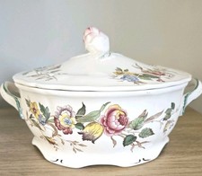 Serving bowl with Lid