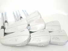 Titleist Right Handed Iron Set