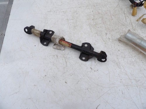 Suzuki 185 footrest - suzuki,