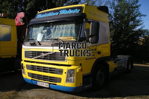 Truck photo volvo fm9 tractor - truck,