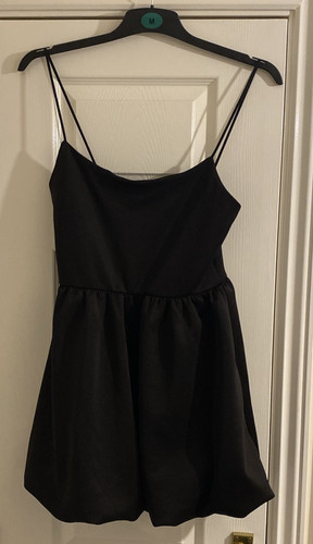 Pretty little thing petite - pretty,