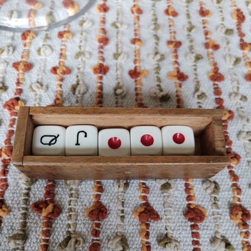 Vintage set poker dice - of,