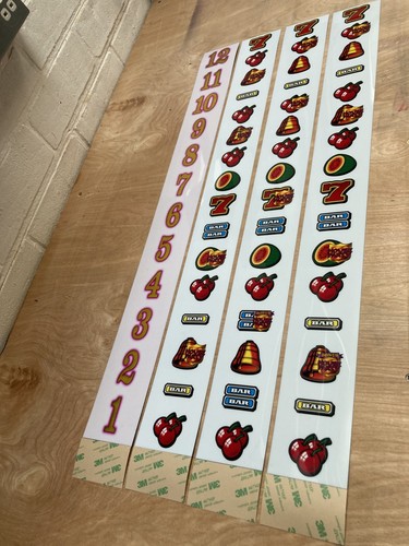Fruit machine maygay noels - maygay,