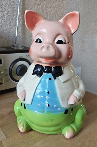 Ellgreave pig money - mr,
