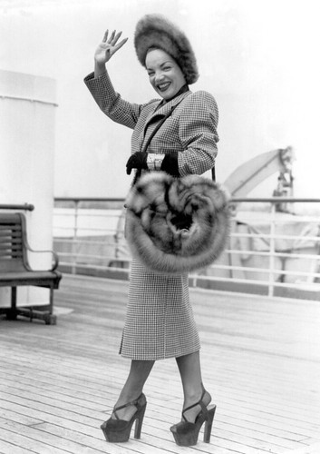 Carmen miranda monochrome - carmen,