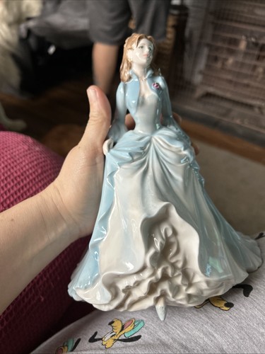 Coalport large figurine - figurine, mary