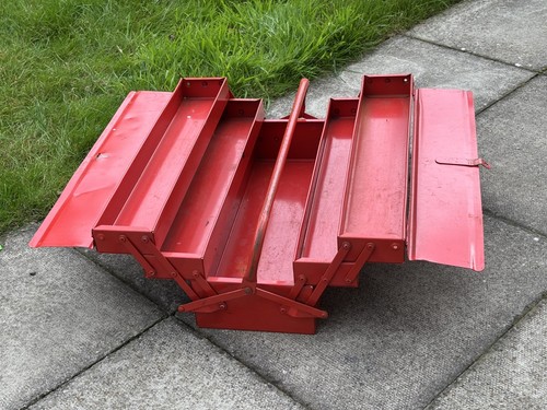 Vintage made britain red - vintage,