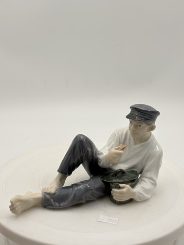 Royal copenhagen shepherd boy - royal,