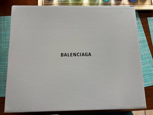 Balenciaga empty box - balenciaga,