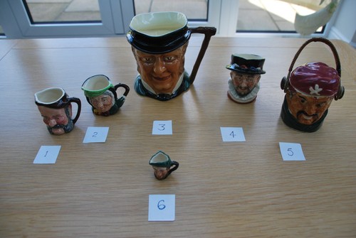 Job lot old - of, jugs