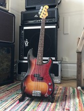 Fender precision bass guitar - fender,