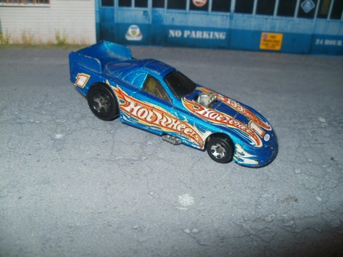 Hotwheels dragster diecast - dragster,