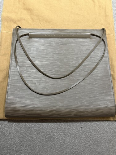 Louis vuitton saint tropez - louis,
