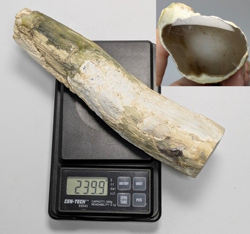Chalcedony specimen 239 grams