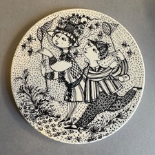 Bjorn Wiinblad Nymolle Denmark Black & White Wall Plaque August Bye-bye