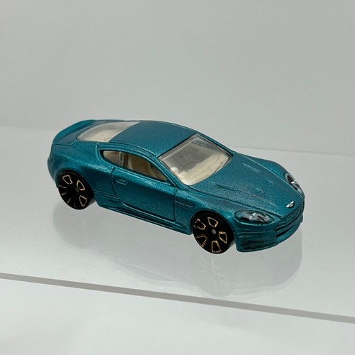 Hot wheels aston - hot, martin