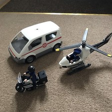 PLAYMOBIL ambulance