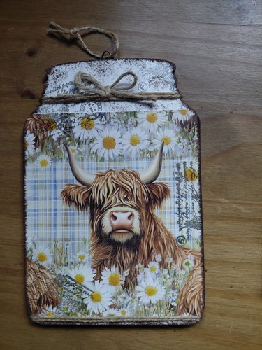 Highland cow wooden hanger