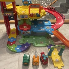 VTech Toot Toot Drivers Garage with Extra Track and Vehicles