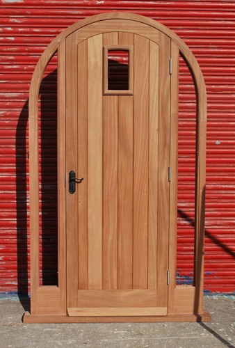 Hardwood sapele timber arched - sapele,