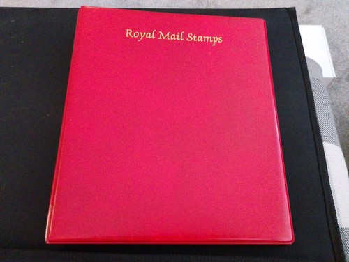 Royal mail ring stamp album - 4,